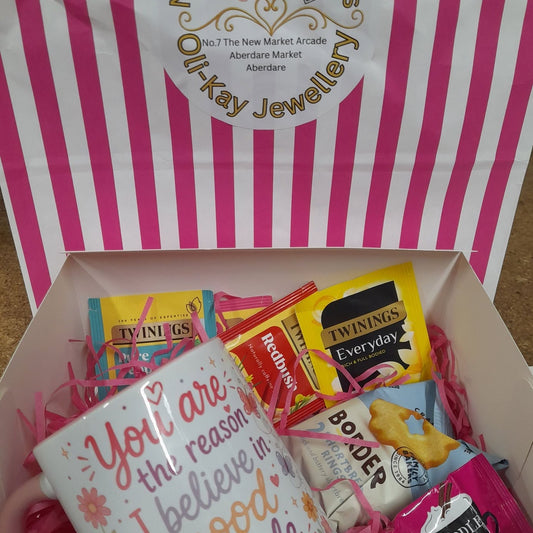 Thinking of You Gift Box | Inspirational Mug, Tea & Treats | Ready to Gift
